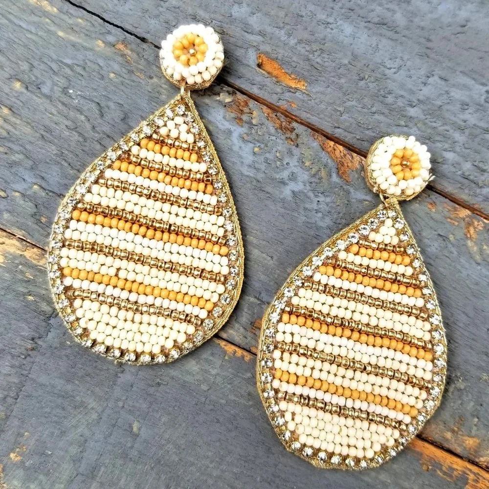 Earrings. Teardrop Shaped. White, Tan & Metallic Gold Beaded. NWT. - Picture 7 of 7